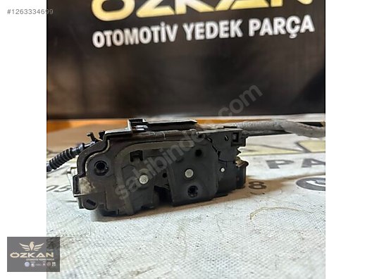 Seat Leon Mk3 Sağ Arka Kapı Kilidi